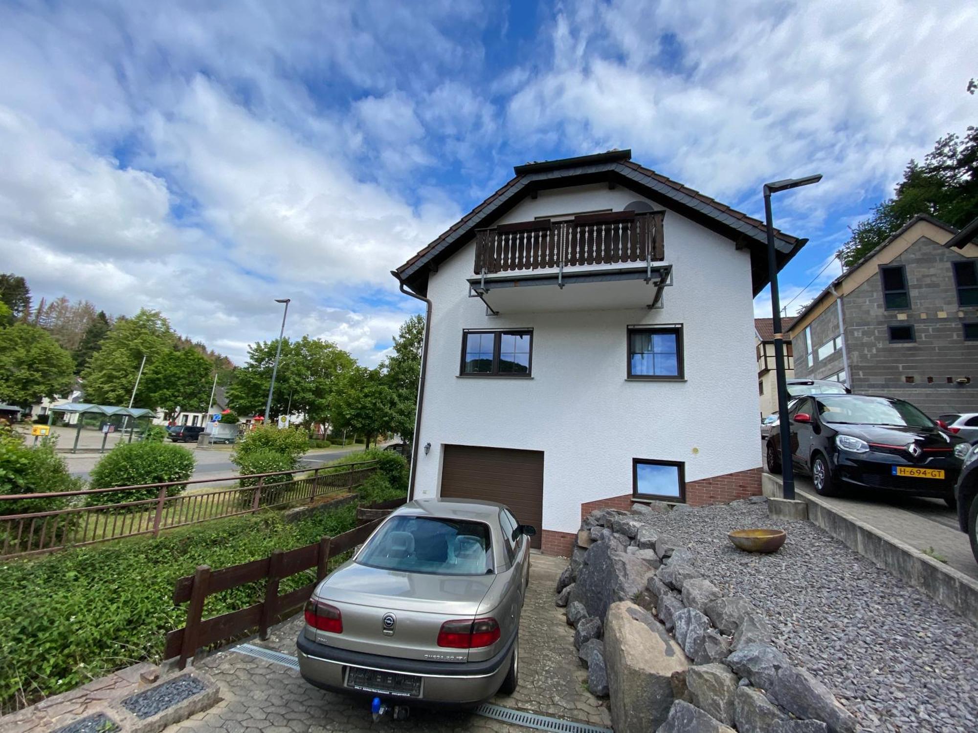 Balkon Zimmer - Apartment Gonnersdorf  ภายนอก รูปภาพ