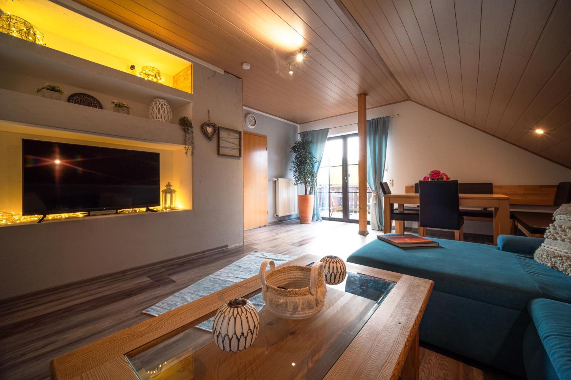 Balkon Zimmer - Apartment Gonnersdorf  ภายนอก รูปภาพ