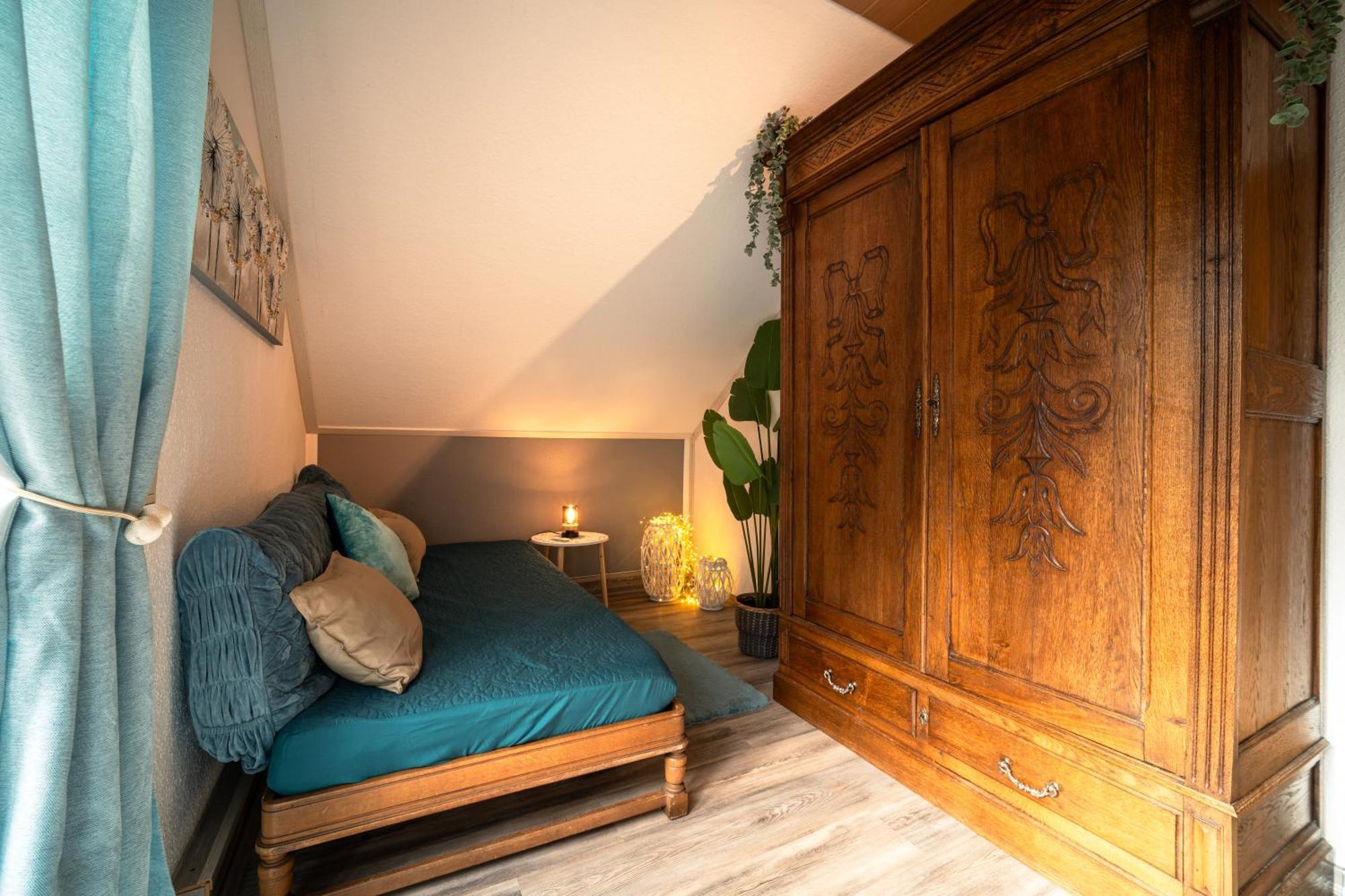 Balkon Zimmer - Apartment Gonnersdorf  ภายนอก รูปภาพ